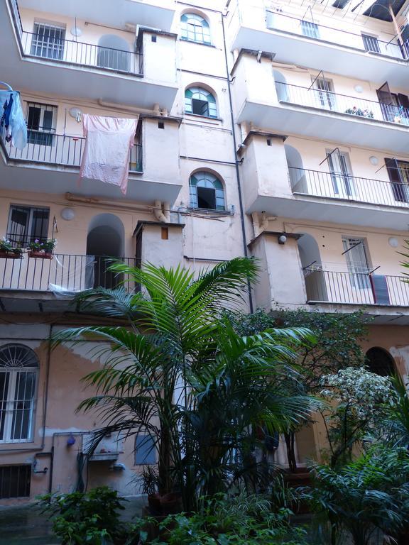 Between Termini & Colosseo Rome Exterior photo